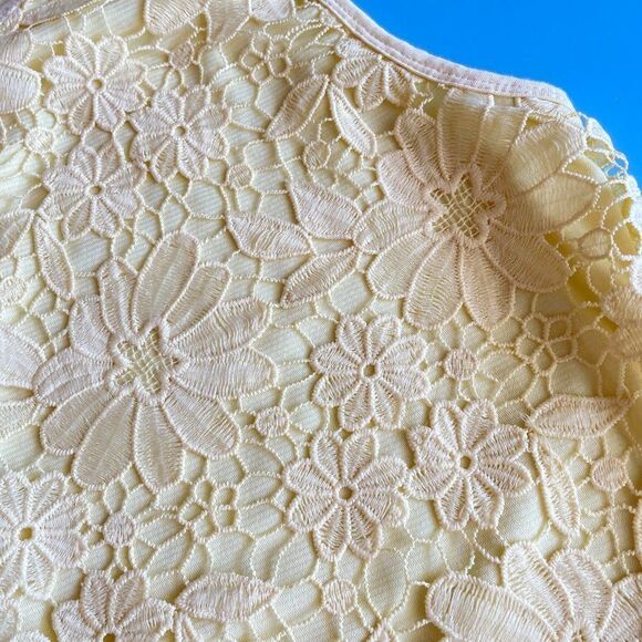 Vintage Floral Lace Tank Butter Yellow - Picture 7 of 12